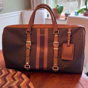 Stylish Michael Kors Weekender Bag